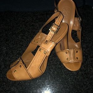 Tory Burch Authentic sandals